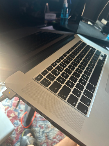 Apple Macbook Pro 15 Mid 2015 Retina. Ssd 500 Gb, 16 Gb Ram. (Usado)