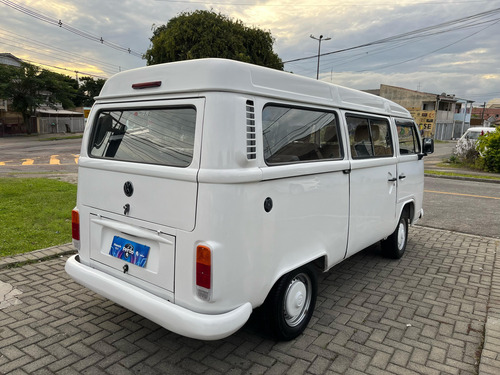 Volkswagen Kombi 1.4 Standard Total Flex 3p