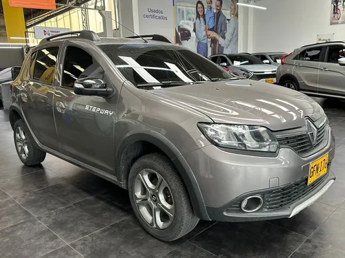Renault Stepway 1.6 Intense Automática