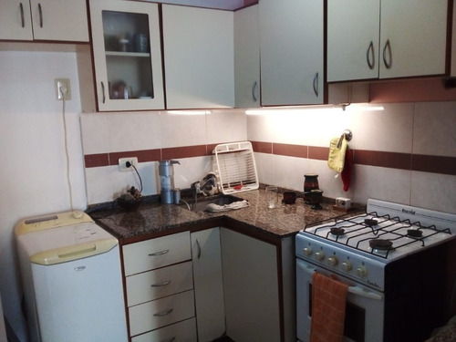 Imagen 5 de 13 de Departamento De 2 Ambientes En Venta - Villa Luzuriaga