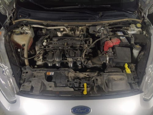 Imagen 2 de 11 de Ford Fiesta