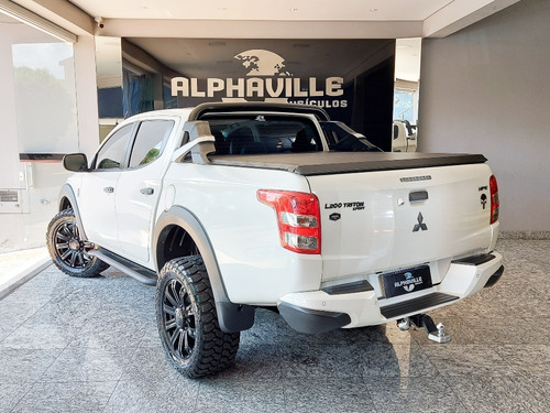 Imagem 4 de 15 de Mitsubishi L200 Sport Hpe