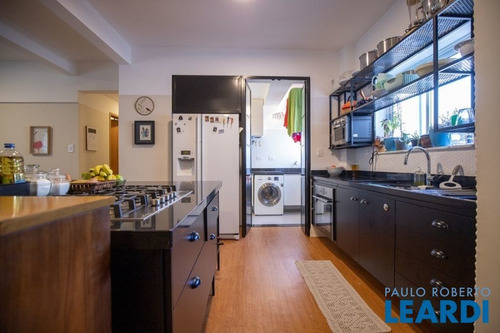 Imagem 2 de 11 de Apartamento - Liberdade - Sp - 644681