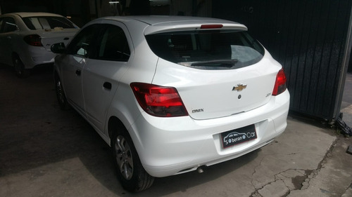 Imagem 10 de 15 de Chevrolet Onix Joy 1.0 2019 2019