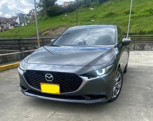 Mazda 3 2.5 GRAND TOURING LX