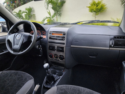 Imagen 4 de 12 de Dodge Forza