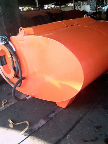 Imagen 2 de 6 de Tanques Para Combustible