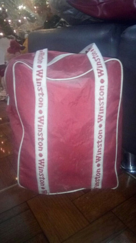 Bola De Bowlin Con Estuche Marca Winston. (Usado)