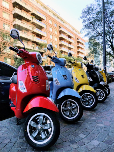 Vespa Vxl 150 Abs, Inyeccion Y Led Entrega Inmediata 