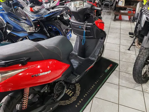 Yumbo Vx4 125