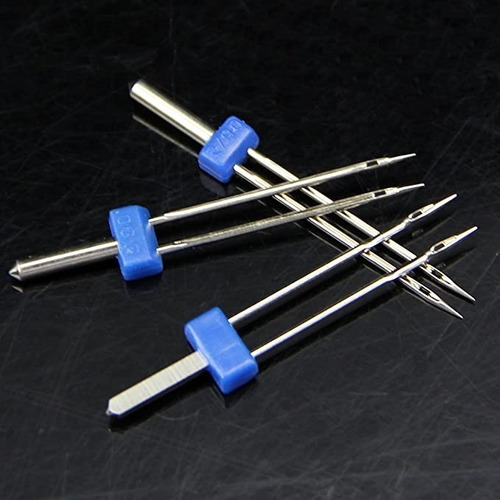 Imagen 3 de 6 de Agujas Doble Para Maquina Familiar X3 2 3 Y 4 Mm
