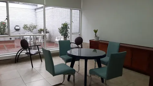 Oficina En Arriendo En La Castellana. Cod A12617