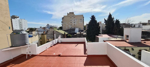 Imagen 2 de 10 de Ph En Mataderos No Paga Expensas Ni Agua Luz Gas Ni Abl