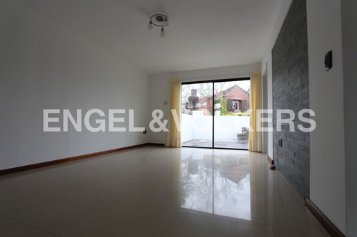 Imagen 4 de 23 de Casa A La Venta En Carrasco - Id 3131