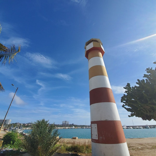 Apartamento En Alquiler Vacacional En Isla Margarita Cerca De La Playa Con Agua Permanente, Planta Eléctrica, Split Y Wifi