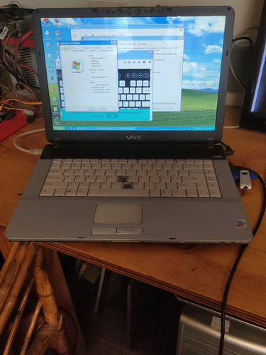 Laptop Sony Vaio Vgn-fs980 Con Windows Xp Detalle Teclado