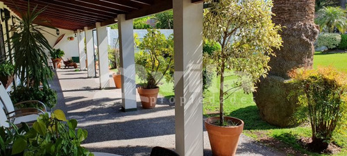 Hermoso Chalet En Zona Residencial - Ciudad Evita -