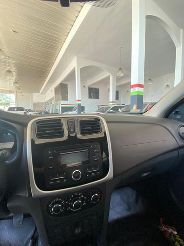 Renault Logan 1.6 Authentique Plus 85cv