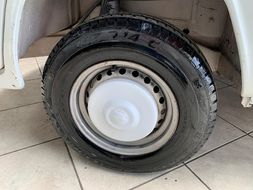 Volkswagen Kombi 1.6 STD 8V