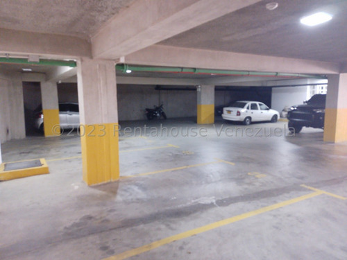 Imagen 4 de 23 de Apartamento Remodelado En Venta En San Bernardino Caracas