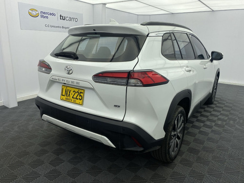 Toyota Corolla Cross 2.0 Xei camioneta no híbrida