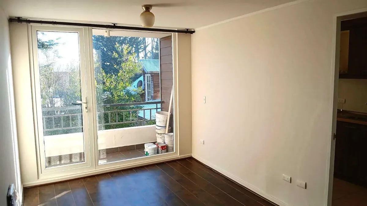 Imagen 3 de 12 de Venta Departamento Cercano Colegios Y Clinica (176837)