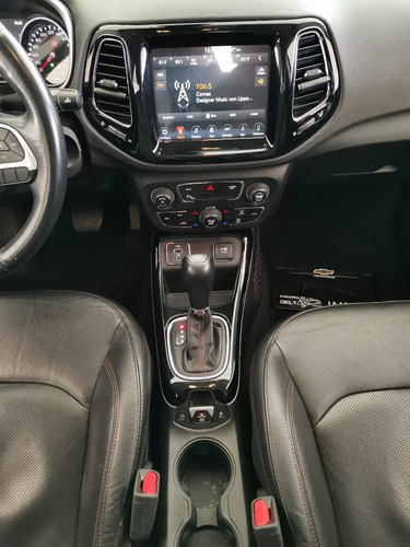 Imagen 13 de 15 de Jeep Compass 2018 2.4 Limited 4x2 At