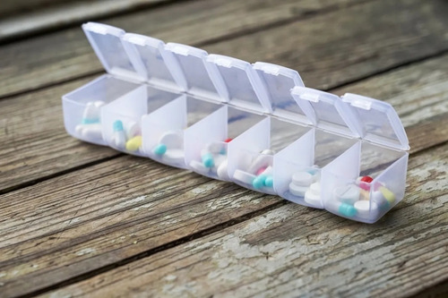 Imagen 3 de 7 de Pack X 4 Pastillero Organizador Semanal Diario Tomas Días