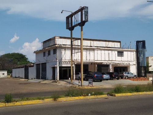 Galpón Con Local En Esquina En Avenida Guajira (goajira)