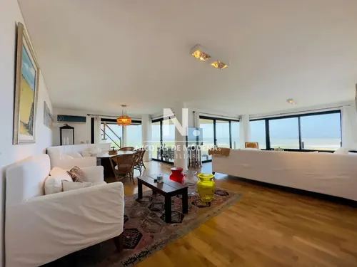 Venta De Apartamento Pent House Frente A Playa Brava