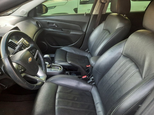 Imagem 7 de 14 de Cruze 1.8 Sport Ltz