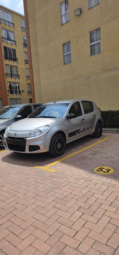 Renault Sandero 1.6 Authentique 90 hp