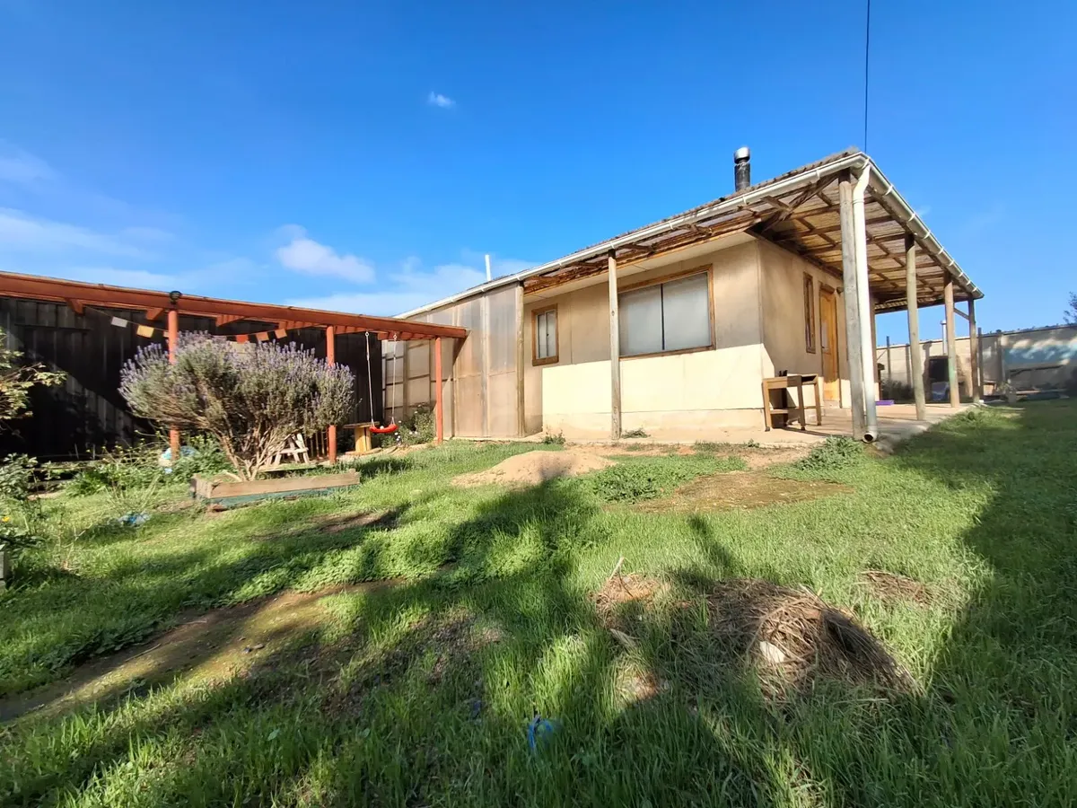 Imagen 1 de 12 de A La Venta Parcela De 1000 Mts Con Casa En El Totoral, El Qu