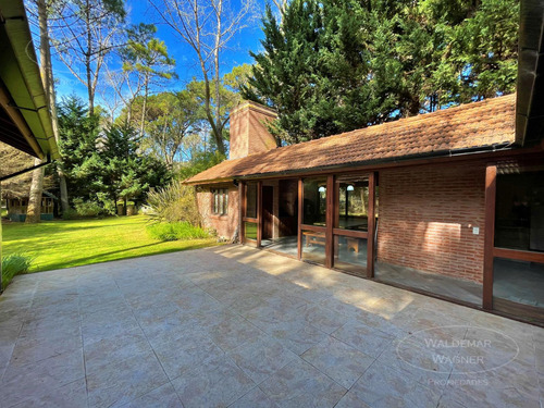 Casa Chalet C/ Enorme Jardín - 7 Personas - Carilo
