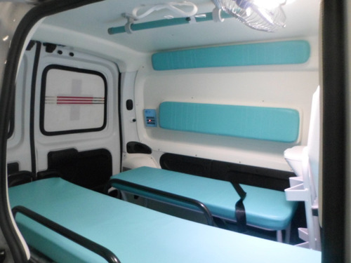 Peugeot Partner Furgão Ambulancia Fiorino Kangoo