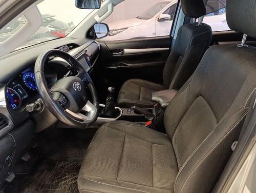 Toyota Hilux Pick-Up 2.8 Cd Srv 177cv 4x2