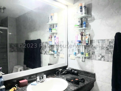 *jl/ Tu Nuevo Hogar Espera!bello Apartamento Semi-amoblado En Venta. Zona Centro-oeste Barquisimeto Lara, Venezuela /josé López/ # 25-7042 / 82 M²