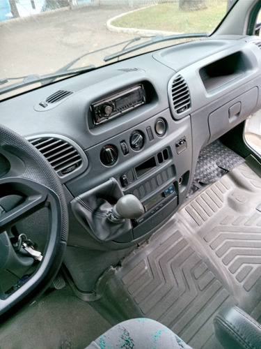 Imagem 2 de 11 de Mercedes Benz