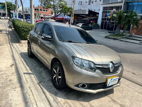 Renault Sandero 1.6 Intens / At