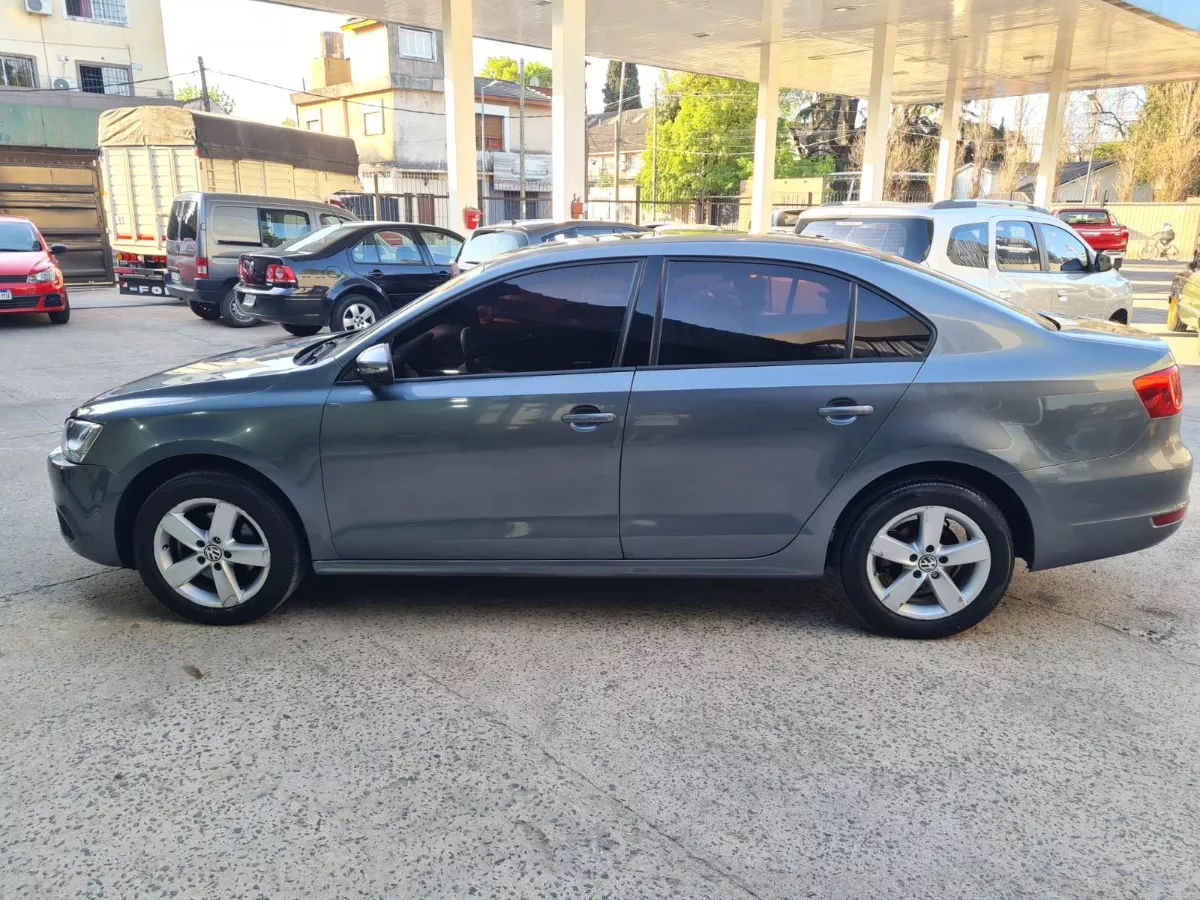 Volkswagen Vento 2.0 Luxury I 140cv Dsg