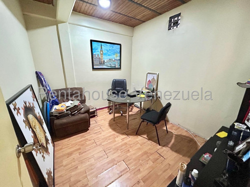 Venta Estupendo Local Comercial Ubicado En Céntrico Centro Comercial Y Empresarial De Cabudare Profesional Inmobiliario Mehilyn Perez