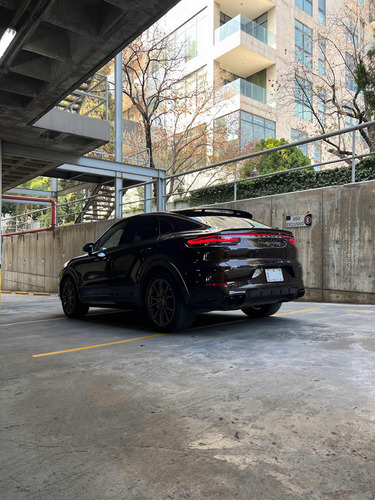 Porsche Cayenne Coupe Turbo S e hybrid