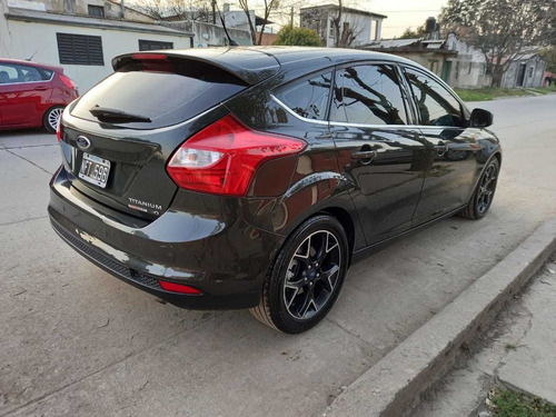 Imagen 4 de 15 de Ford Focus Powershift Titaniun