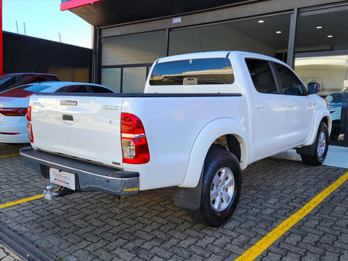 Toyota Hilux 2.7 SR 4X2 CD 16V FLEX 4P AUTOMÁTICO
