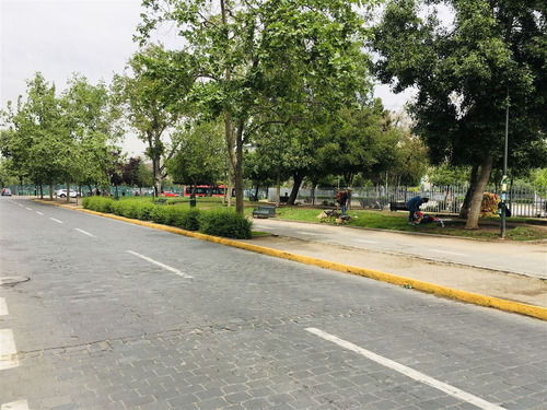 270 M2! Amplia Oficina Duplex En Arriendo En Providencia