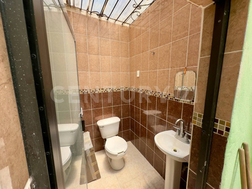 Venta De Casa En 1a Cda Adolfo López Mateos, V. De Anáhuac, Ecatepec De Morelos.