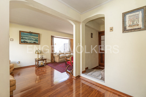 Casa 2 Pisos 2d + Servicios Sucre/lyon