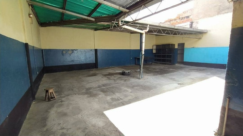 Imagen 3 de 8 de Se Alquila Local Comercial En La Av. Michelena134451