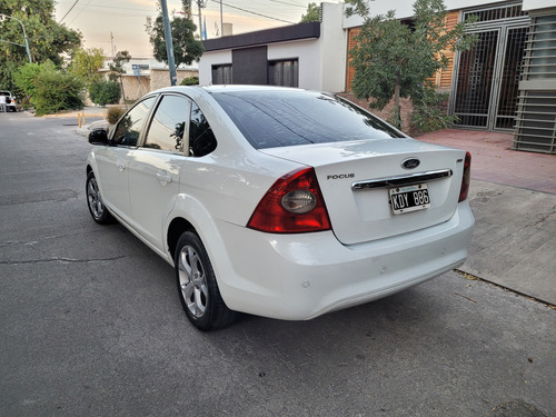 Ford Focus 2 1.8 Exe Sedan Tdci Ghia