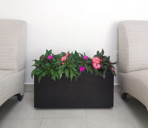 Imagen 1 de 6 de Maceta Minimalista Jardinera Mejor Que Fibra De Vidrio .106
